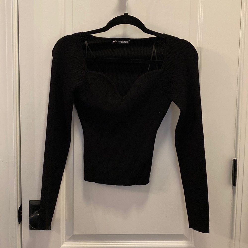 NWOT Zara sweater top